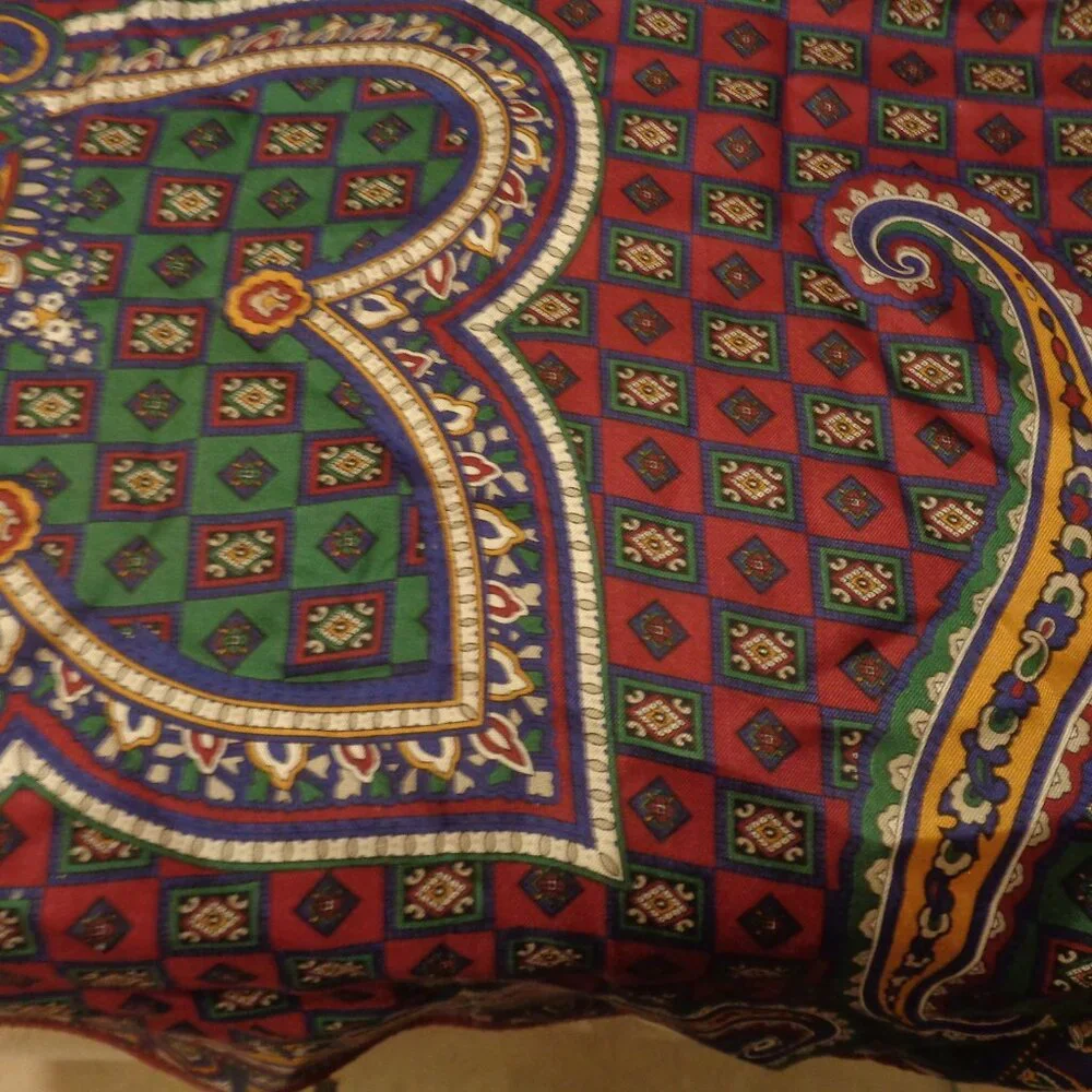 RETRO SILK PAISLEY & FLORAL MOTIFS SCARF
